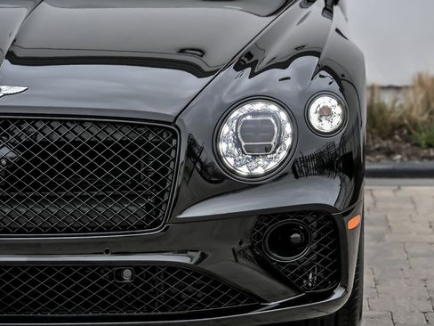 Used 2024 Bentley Continental GT AWD/4WD image 3