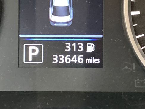 Used 2025 Nissan Sentra S image 9