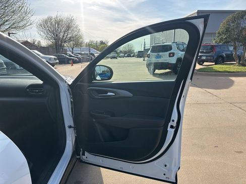 Used 2024 Dodge Hornet GT AWD/4WD image 19