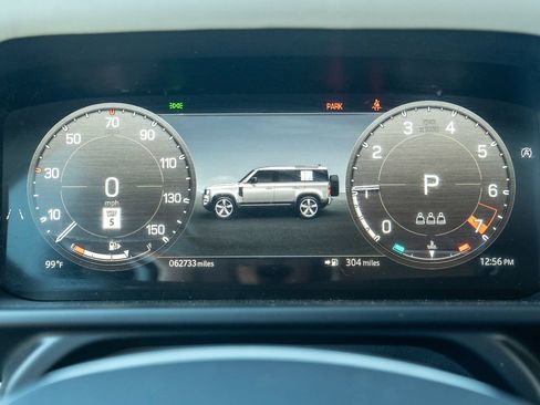 Used 2024 Land Rover Defender 110 X-Dynamic SE AWD/4WD image 14