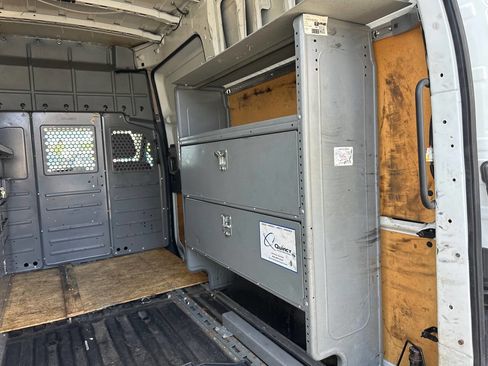 Used 2018 Nissan NV 2500 SV image 20