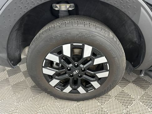 Used 2025 Hyundai Santa Cruz SEL FWD image 17