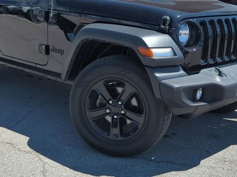 Certified 2022 Jeep Wrangler Unlimited Sport AWD/4WD image 2
