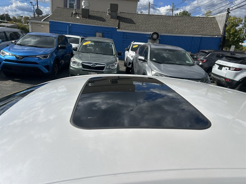 Used 2014 Ford Fusion Titanium FWD image 8