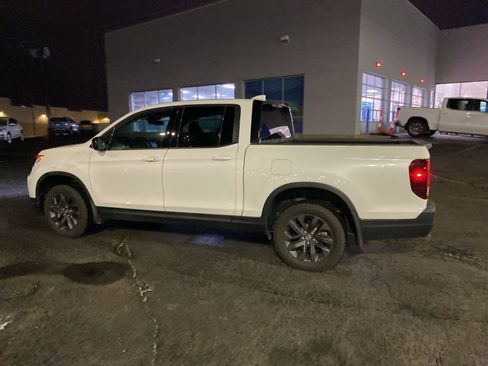 Certified 2024 Honda Ridgeline Sport image 43