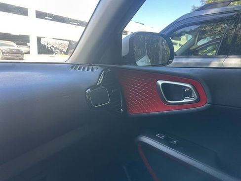 Used 2023 Kia Soul GT-Line image 36