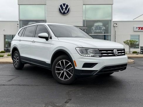 Used 2019 Volkswagen Tiguan SE FWD image 1