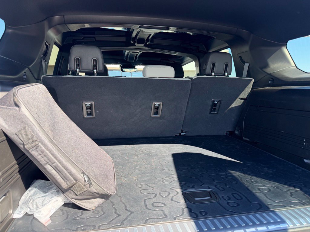 Used 2026 GMC Hummer EV SUV AWD/4WD image 17