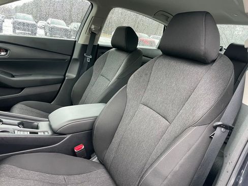 Used 2025 Honda Accord LX image 25