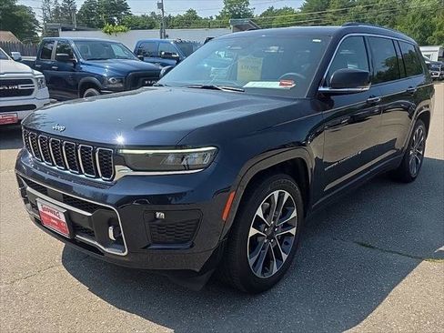 Certified 2023 Jeep Grand Cherokee L Overland AWD/4WD image 1