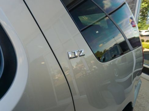 Used 2012 Chevrolet Tahoe LTZ AWD/4WD image 8