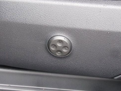 Certified 2026 Mercedes-Benz GLC 300 4MATIC image 11