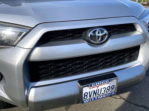 Used 2018 Toyota 4Runner TRD Off-Road Premium w/ TRD Performance Package image 29