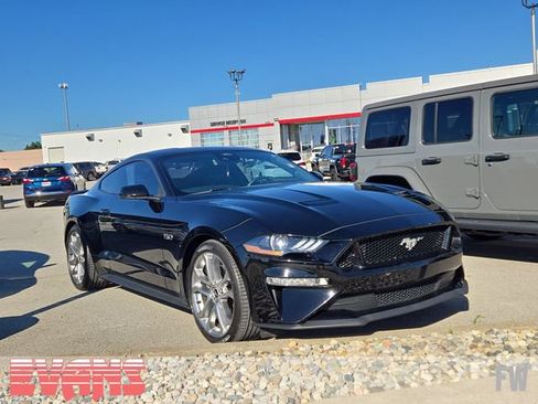 Used 2021 Ford Mustang GT Premium w/ Equipment Group 401A RWD image 1