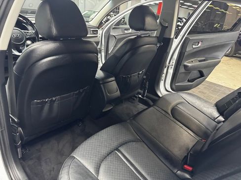 Used 2020 Kia Optima SE image 42