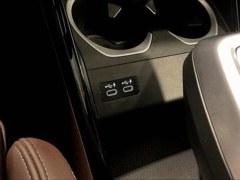 Used 2024 BMW X1 M35i w/ Shadowloine Package image 33