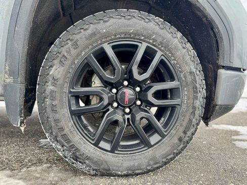 Used 2021 GMC Sierra 1500 Elevation w/ Preferred Package image 12