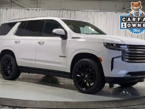 Used 2023 Chevrolet Tahoe High Country image 2