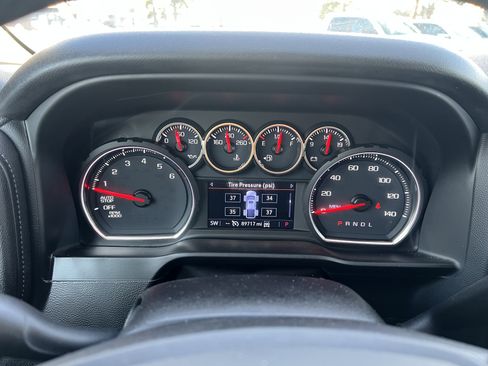 Used 2019 Chevrolet Silverado 1500 RST image 18