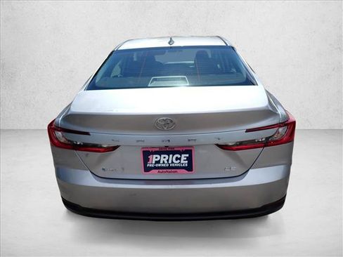 Used 2025 Toyota Camry LE FWD image 3