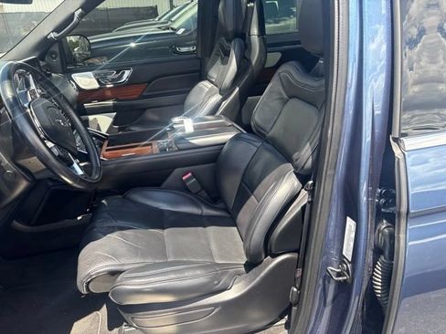 Used 2019 Lincoln Navigator Reserve w/ Cargo Package AWD/4WD image 8