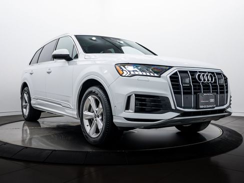 Certified 2023 Audi Q7 3.0T Premium w/ Convenience Package AWD/4WD image 1