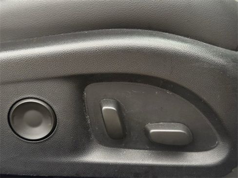 Certified 2020 Cadillac CT5 Luxury w/ Sun And Sound Package image 32