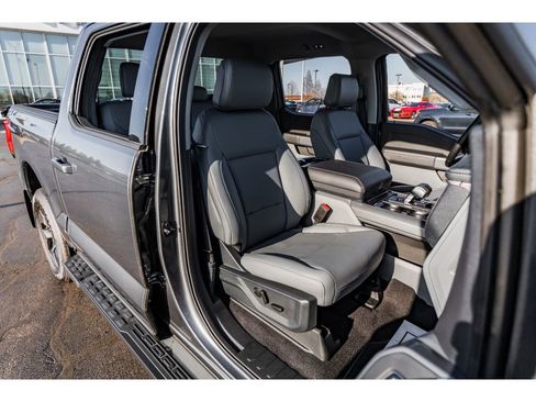 New 2025 Ford F150 Lightning Flash AWD/4WD image 19