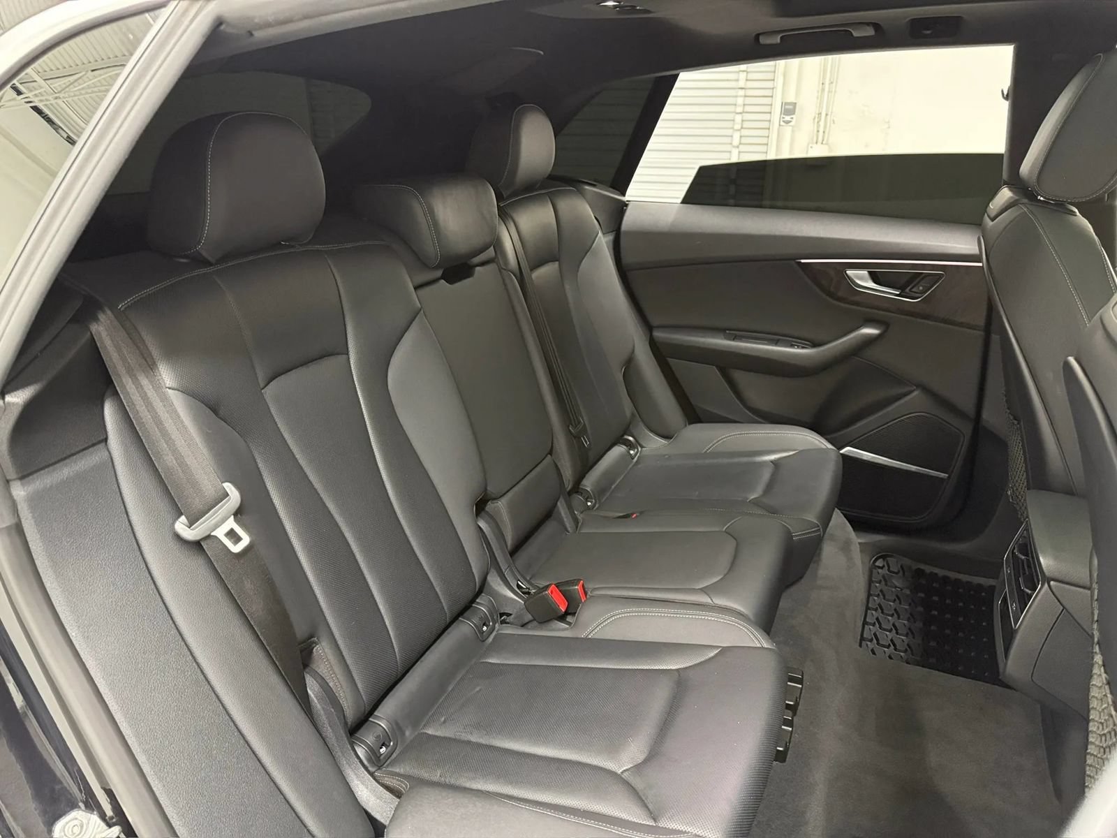 Used 2019 Audi Q8 Premium Plus w/ Premium Plus AWD/4WD image 14