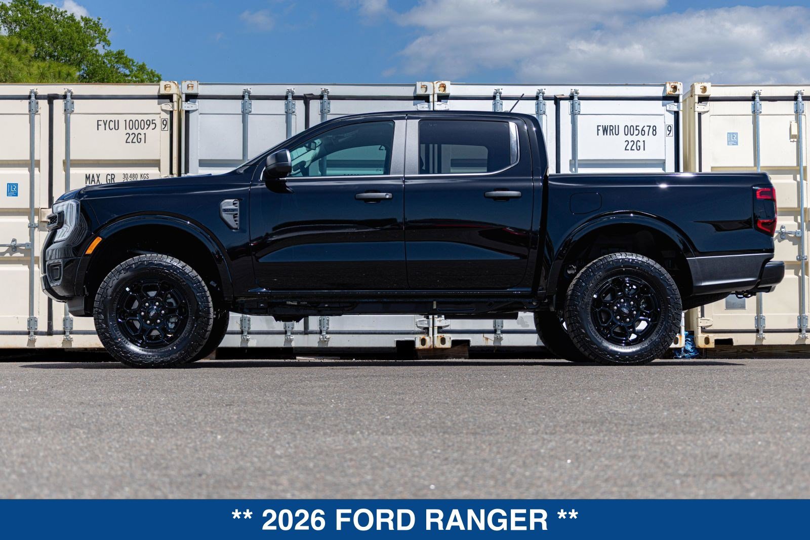New 2026 Ford Ranger XLT w/ Black Appearance Package RWD image 8
