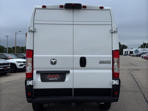New 2026 RAM ProMaster 3500 w/ Convenience Group image 7
