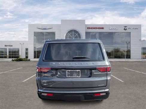 Certified 2022 Jeep Wagoneer Series I RWD image 4