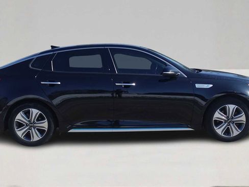 Used 2017 Kia Optima EX w/ Technology Package image 4