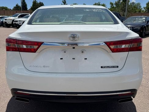Used 2017 Toyota Avalon Touring FWD image 5