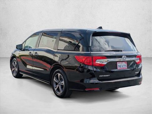 Used 2018 Honda Odyssey Touring image 8