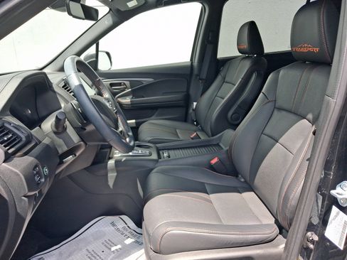 Used 2023 Honda Passport TrailSport image 5