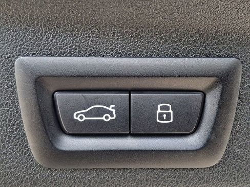 Certified 2023 BMW X1 xDrive28i w/ M Sport Package image 29