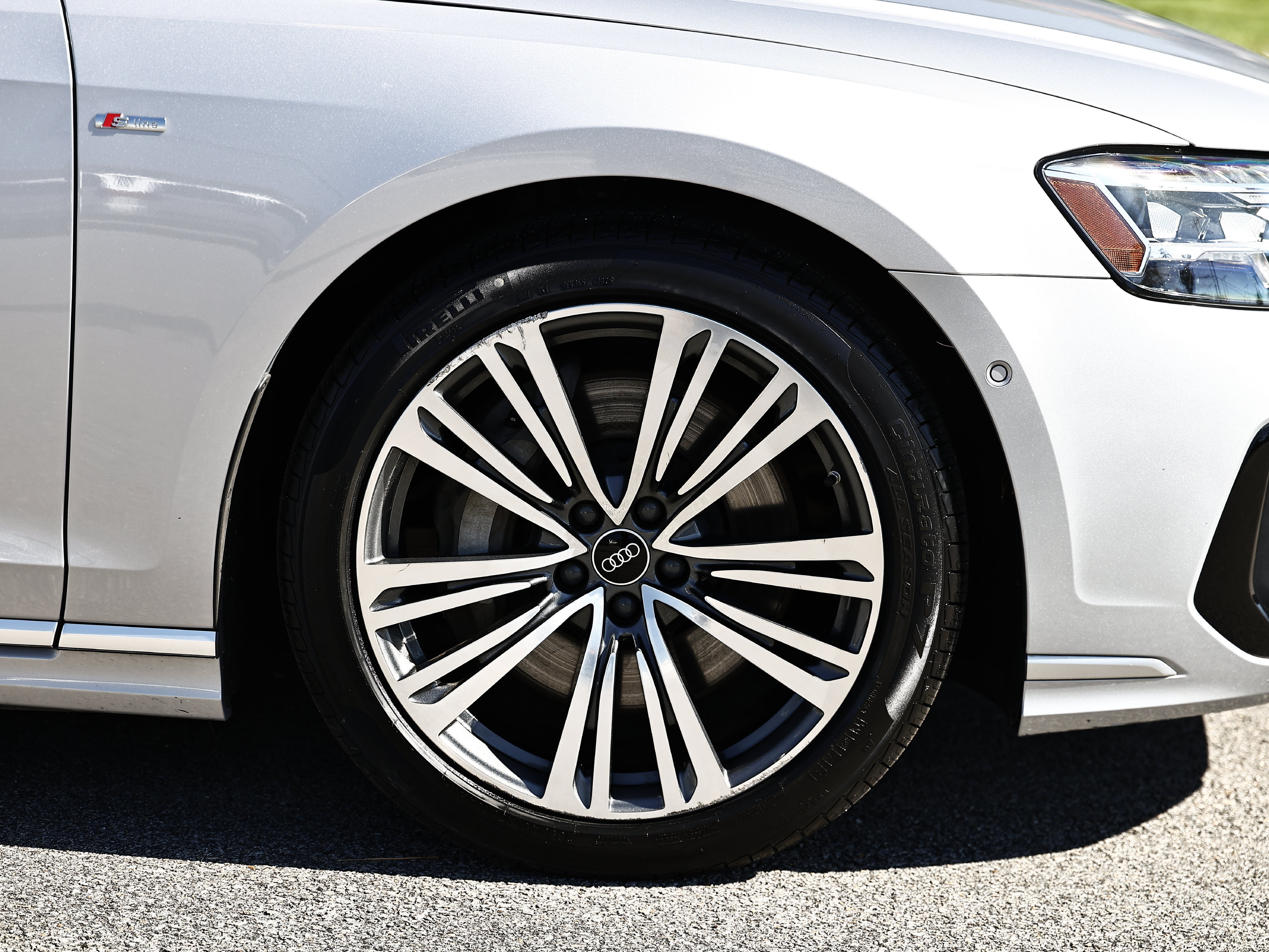 Used 2023 Audi A8 L 3.0T w/ Comfort Plus Package AWD/4WD image 5