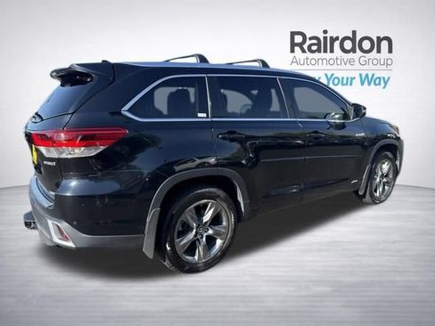 Used 2018 Toyota Highlander Limited Platinum AWD/4WD image 7