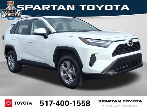 Used 2025 Toyota RAV4 XLE image 5