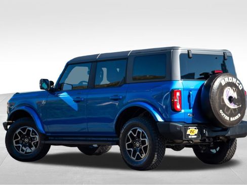 Used 2022 Ford Bronco Outer Banks AWD/4WD image 7