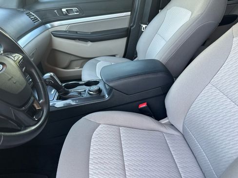 Used 2018 Ford Explorer 4WD image 24