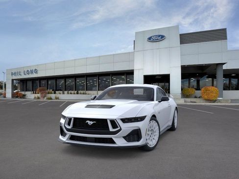 New 2026 Ford Mustang GT Premium w/ GT Performance Package RWD image 2