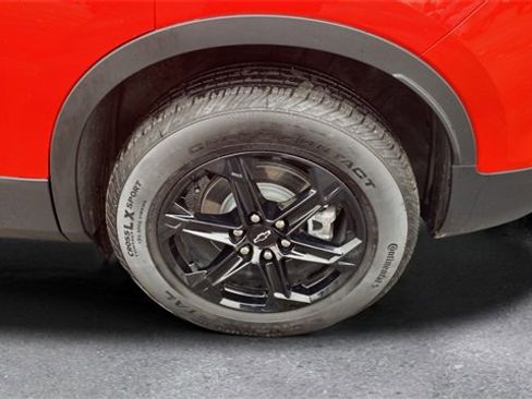 Used 2025 Chevrolet Blazer LT w/ Convenience Package image 18