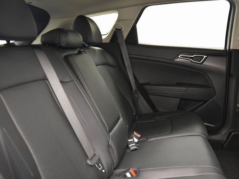 New 2026 Kia Sportage EX w/ EX Panorama Roof Package image 16