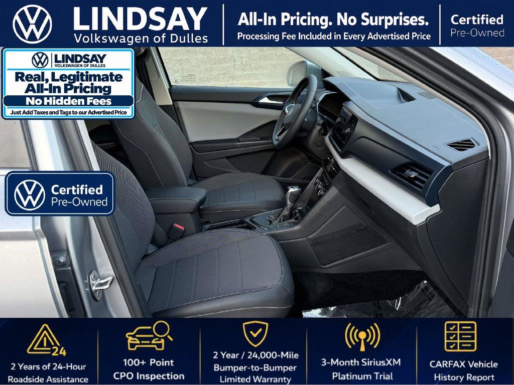 Used 2023 Volkswagen Taos SE w/ Panoramic Sunroof Package FWD image 13