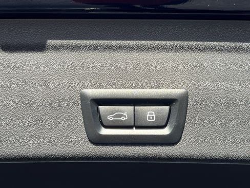 Used 2026 BMW X6 xDrive40i image 30