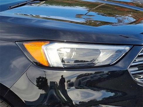 Certified 2022 Ford Edge SEL w/ Convenience Package image 9