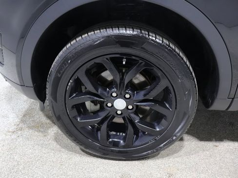 Used 2017 Land Rover Discovery Sport HSE image 7