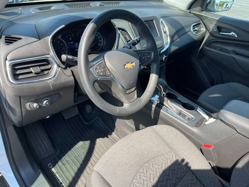 Used 2023 Chevrolet Equinox LT image 17